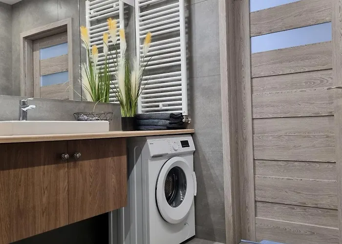 Q Orion - Dwupokojowy, Klimatyzowany Przy Manufakturze Z Garazem Gratis, Fv